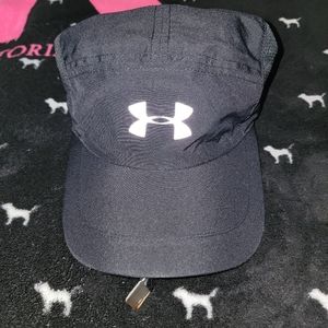 WOMEN'S UNDER ARMOUR HAT